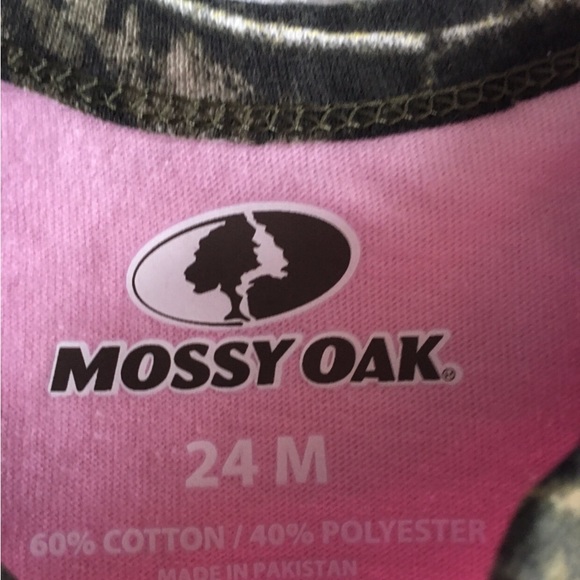 NWT Mossy Oak Girl's 3 pc. Camouflage
Onesies 24 Months - Picture 8 of 8